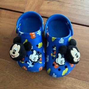EUC Disney Parks Mickey Mouse Crocs with plush Mickey Face Toddler Size C7